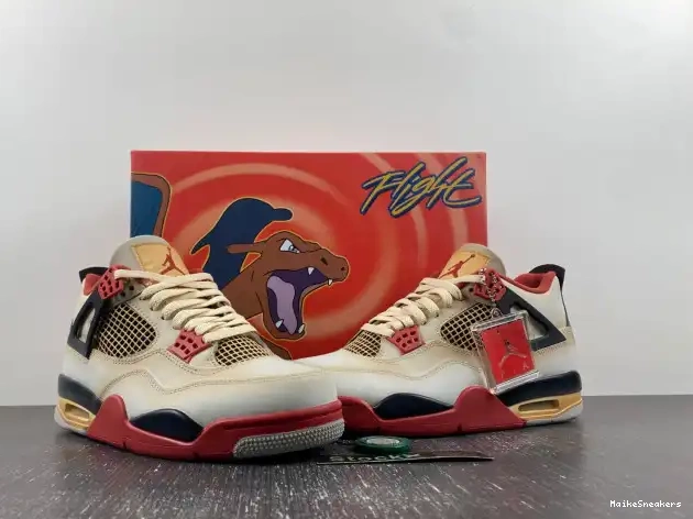 MaikeSneakers YEAR